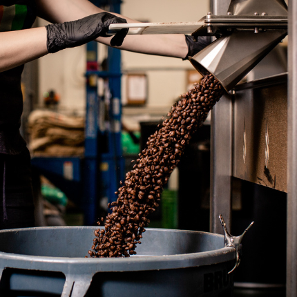 Equator Coffee_Beans Flowing_nicola-parisi_equator-coffee_fall2019_1184 equator-fair-trade-certified-coffee-beans